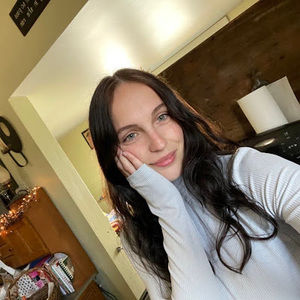 Meet your Posher, Katelyn